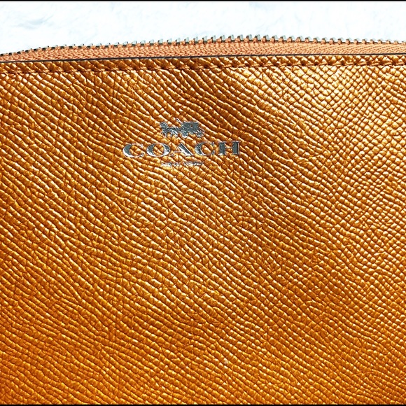 Coach Wristlet - Picture 2 of 3